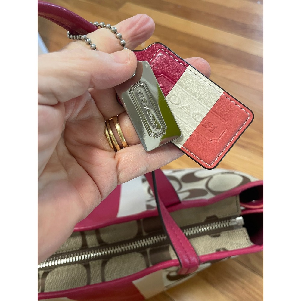 Coach Hamptons Weekend Signature Stripe Tote Purse Berry Style 10054 - Picture 7 of 13